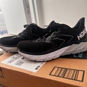 HOKA Sneakers | Arahi 5 | US 6.5
